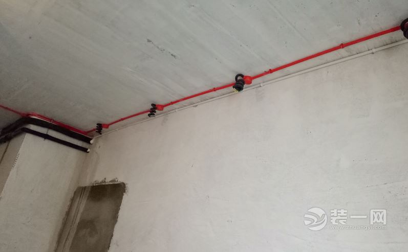 水电改造施工现场
